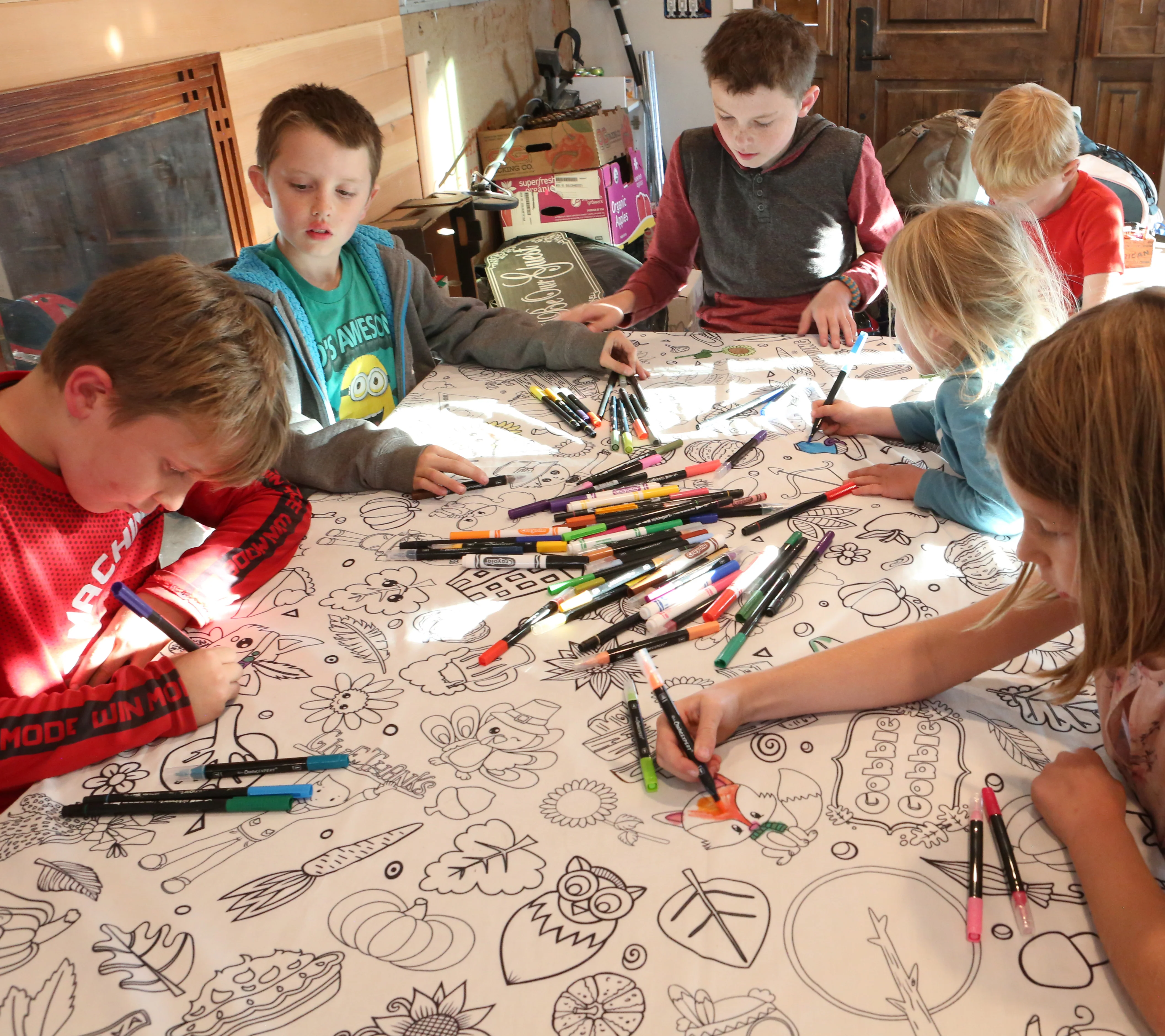 Thanksgiving Washable Coloring Tablecloth- Reusable Coloring Activity - Image 11